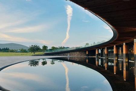 
                                                                                                瘋玩濟州~KITTY樂園迷宮.植物園咖啡.韓服遊民俗村.山茶花之丘5日
                                                                                                