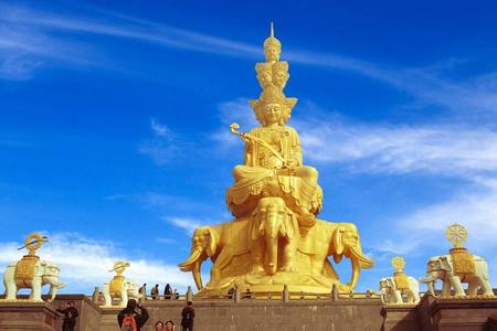 
                                                                                                九寨溝、黃龍景區、峨眉金頂、人民公園鶴鳴茶館、熊貓基地八日【三排椅】
                                                                                                