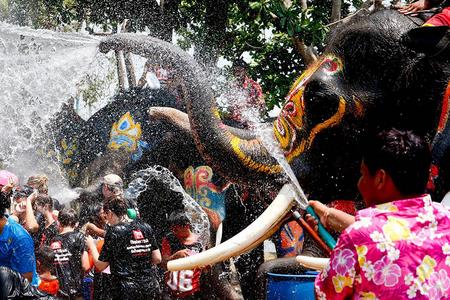 
                                                                                                【潑水節】泰式新年。皮卡車體驗。水戰曼谷趣。贈曼谷接送機 五日
                                                                                                