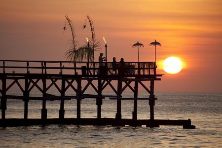 
                                                                                                東岸濱海VILLA、 藍夢島、 聖水池、天空之門5日
                                                                                                