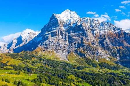 
                                                                                                【一晚五星】經典德瑞童話大道、少女峰、新天鵝堡、黃金列車頭等艙10日
                                                                                                