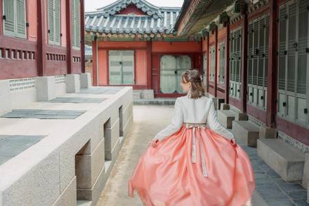 
                                                                                                【全程市區飯店】景福宮韓服體驗、網美星空圖書館、弘大明洞好好逛5日
                                                                                                