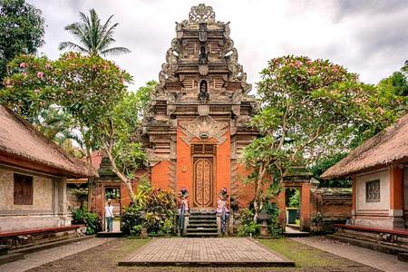
                                                                                                萬豪集團酒店、山中湖、烏布藝術之旅峇里島5日
                                                                                                