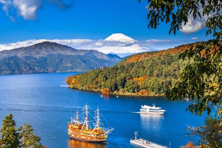 
                                                                                                限時限量｜8人成行～富士螃蟹溫泉、東京迪士尼、箱根海賊船、澀谷購物5日
                                                                                                