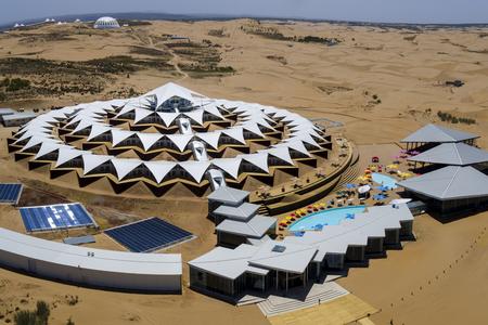 
                                                                                                深度內蒙大漠風光，星空下響沙灣蓮花酒店、輝騰錫勒草原、五星香格里拉八日
                                                                                                