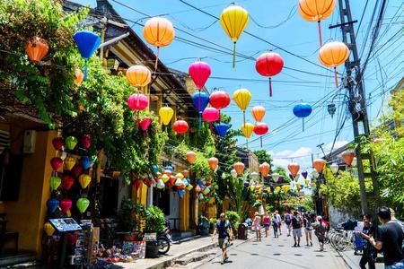 
                                                                                                峴在好好玩~峴港巴拿山.會安古鎮.廚藝教室.迦南島桶船五日
                                                                                                