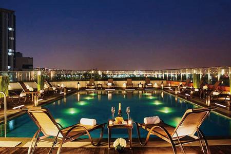 
                                                                                                【豪華五星】韓國歡樂主題雙樂園.韓服體驗.海鮮燒烤吃到飽.樂天超市5日
                                                                                                