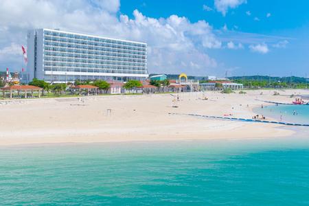 
                                                                                                【花漾沖繩】琉光覓境、古宇利海洋塔、美之海水族館、瀨長島、玉泉洞四日遊
                                                                                                