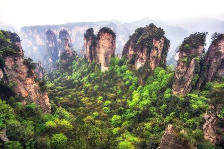 
                                                                                                【重湘逢．張家界】酉陽桃花源、烏江畫廊、天門山、玻璃橋、魅力湘西8日
                                                                                                