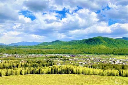 
                                                                                                【北疆青春紀行】可可托海喀納斯湖、禾木村魔鬼城、巴音布魯克三排椅13日
                                                                                                