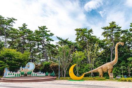 
                                                                                                限時限量｜釜山韓版侏儸紀公園×松島纜車×韓屋村月精橋×海岸列車5日
                                                                                                