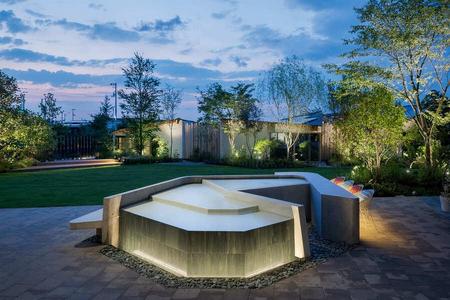 
                                                                                                【不一樣四國】隈研吾打造‧初零耗能飯店‧雲之上小鎮‧星野高知屋形船5日
                                                                                                