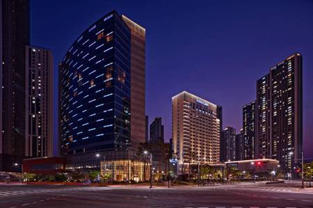 
                                                                                                【豪華五星】韓國雙樂園.水族館.韓服體驗.海鮮吃到飽.漢江星巴克5日
                                                                                                