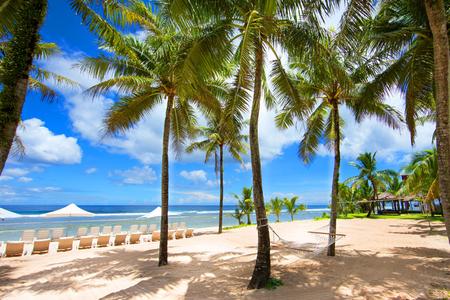 
                                                                                                【聯合航空】High翻關島~海豚遊蹤.南島.購物樂 5日(周六出發)
                                                                                                