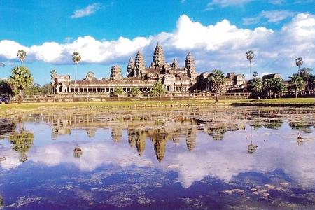 
                                                                                                長榮航空【金采吳比雙城遊】微笑國度之旅~暢遊金邊吳哥窟藝術文化饗宴6日
                                                                                                