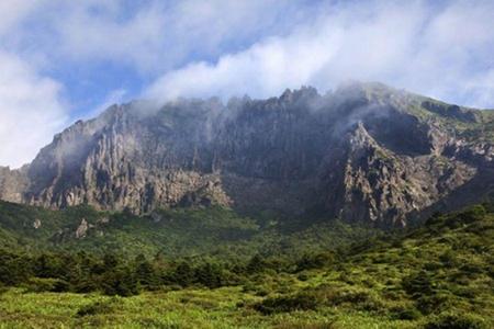 
                                                                                                【登峰造濟】登韓國第一高峰～漢拏山挑戰、韓版綠光森林、海水汗蒸幕6日
                                                                                                