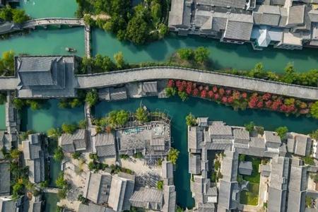 
                                                                                                好客山東雙古城、青島海鮮自助燒烤、煙台酒莊下午茶八日【青島兩晚海景房】
                                                                                                