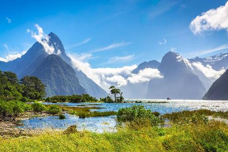 
                                                                                                【高山情綠水意】景觀火車.米佛峽灣.高山傳動車.螢火蟲洞穴紐西蘭10日
                                                                                                