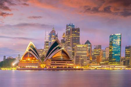 
                                                                                                【絕美雪梨】雪梨旋轉餐廳、藍山國家公園纜車、無尾熊合照、港灣遊船7天
                                                                                                