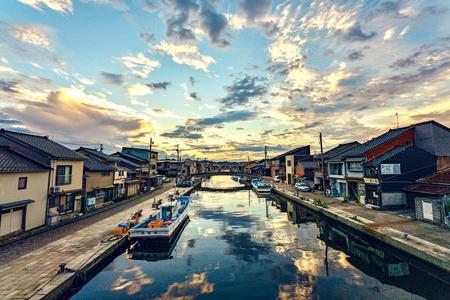 
                                                                                                限量純享北陸、山海巡禮｜立山池畔絕景、舟遊１２橋、漫步上高地、小松5日
                                                                                                