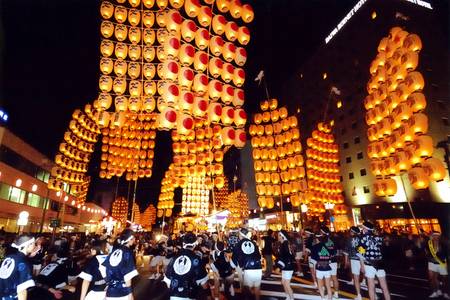 
                                                                                                精選東北雙祭典｜青森睡魔祭+秋田竿燈祭、淨土之濱、奧入瀨溪流、青森5日
                                                                                                