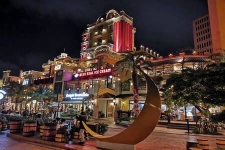 
                                                                                                台中出發【冬遊沖繩】北谷酒店、璀璨美濱、美麗海水族館、星野海景咖啡四日
                                                                                                