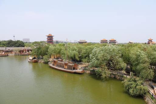 清明上河園