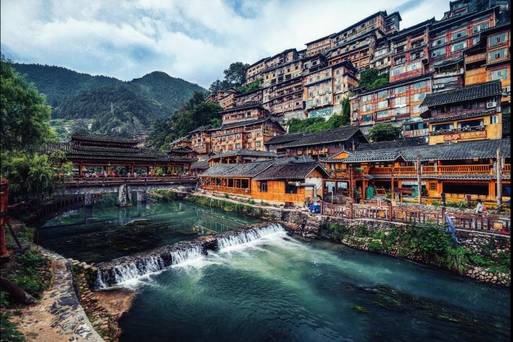 黔東南雷山縣 (舊 凱里) 西江千戶苗寨