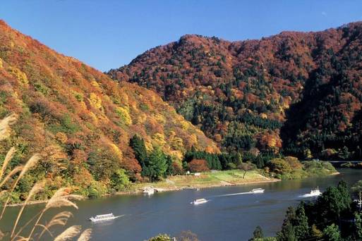 最上川遊船
