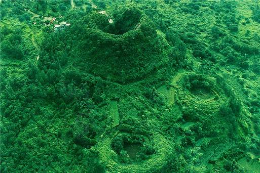 海口馬鞍嶺火山口遺址公園