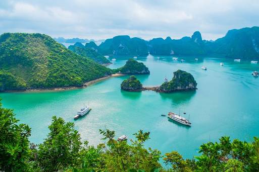 下龍灣全景