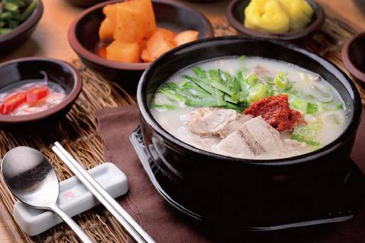 html 1061013-韓國美食(烤肉+人蔘雞+石鍋拌飯+部隊鍋+豬肉湯飯+糖餅)