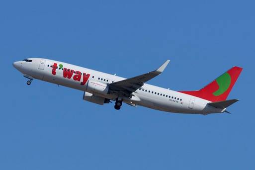 德威航空飛機