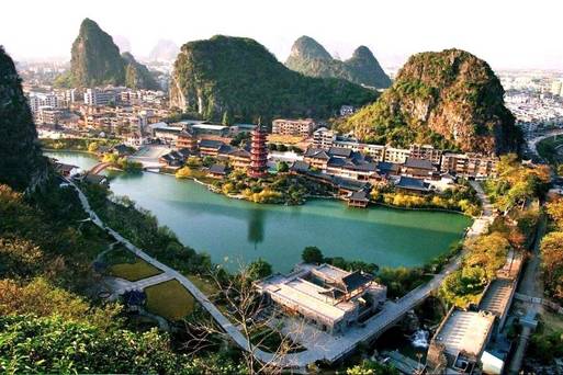 榕杉湖景區