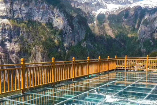 巴拉格宗景區