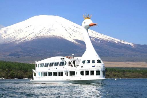 山中湖白鳥號