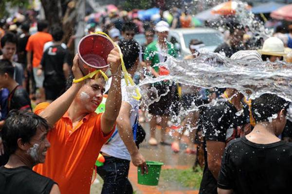 【潑水節】泰式新年。皮卡車體驗。水戰曼谷趣。贈曼谷接送機 五日