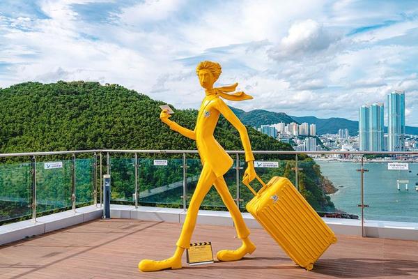 【釜山海濱天空艙列車】樂天世界、海景汗蒸幕、甘川洞、長腳蟹美食5日(一站彩妝)