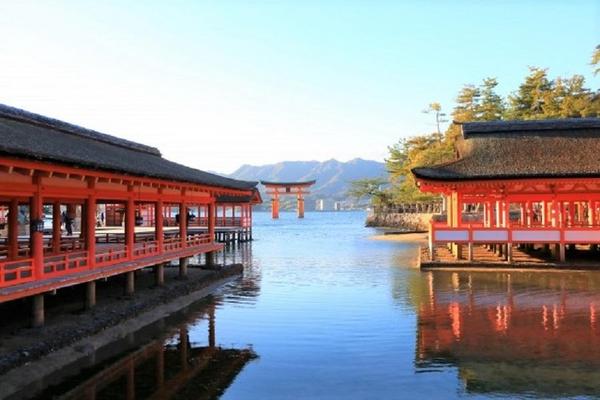 【限時限量】嚴島神社‧波妞鞆之浦‧倉敷後樂園‧岩國橋‧廣島自由購物5日/CI112+113
