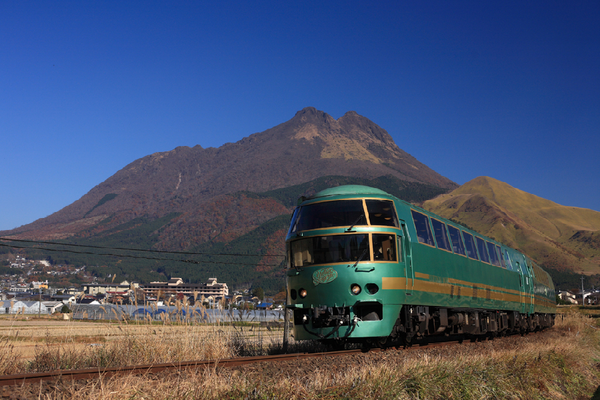 【典藏九州別府之宿】由布院列車、夢吊橋金鱗湖、海濱花舞漫旅、蟹盛宴5日(中華航空CI110/111)