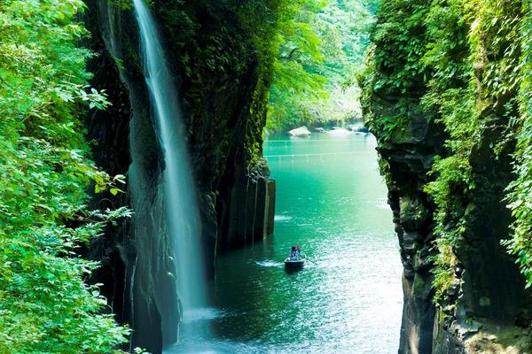 【維京遊輪-伊敦號】悠靜慢旅、雅域高千穗、別府地獄溫泉、高知竹林寺８天