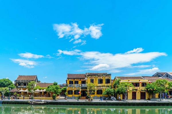《超值峴港》世界遺產會安古鎮、迦南島、南會安珍珠樂園、龍蝦吃到飽六日