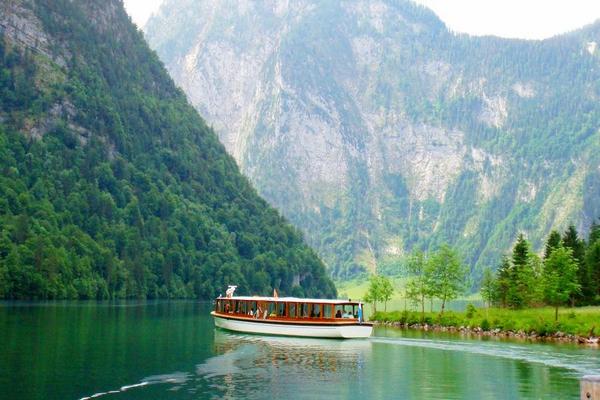 【奧捷雙點進出】登山火車、鹽礦、夢幻三湖區、美泉宮、藝術史博物館12日