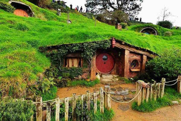 ◆雙城進出◆夏艷紐西蘭南北島哈比村、高山火車、皇后鎮纜車10+1天AC