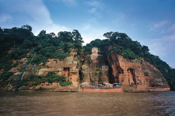 【仲夏川渝夢】九寨溝黃龍、熊貓基地藍眼淚、船遊樂山、打卡重慶8日