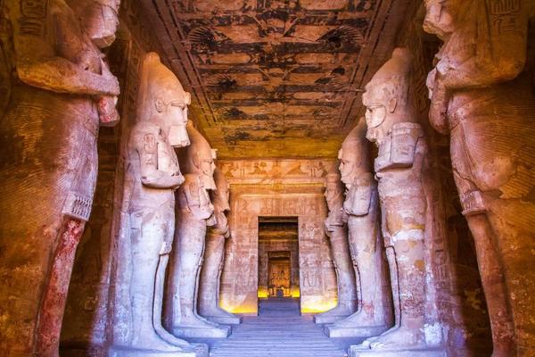 埃及【阿布辛貝日照聖殿】中段搭飛機、埃及大博物館、法老智慧神蹟10日