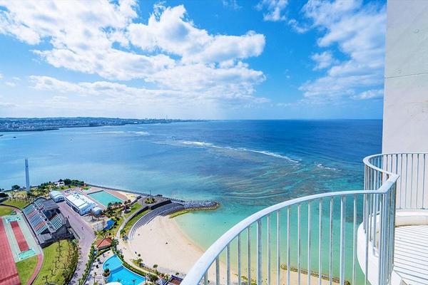 台中出發【沖繩享旅行】蒸氣海鮮、港川外人住宅、美國村、二晚海濱飯店四日