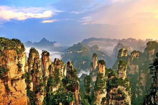 【新超值張家界】天空之城七星山、芙蓉鎮、鳳凰古城、魅力湘西秀八日