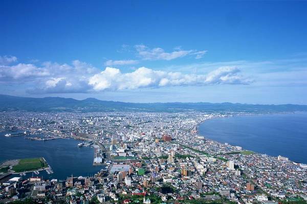 SL【北海道夏令時光機】穿著和服漫步江戶街道.函館山夜景.大沼遊船.熊牧場.地球岬六日