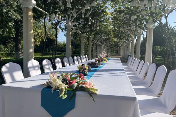 好客山東雙古城、青島海鮮自助燒烤、煙台酒莊下午茶八日【青島兩晚海景房】